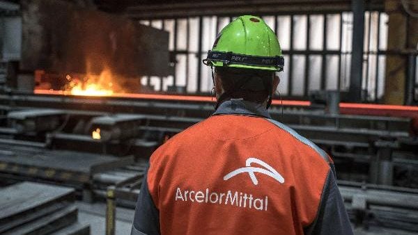 Fotografía que ilustra la noticia: Bidasoa Metal 78 devuelve la actividad al antiguo ArcelorMittal de Zumárraga tras una década