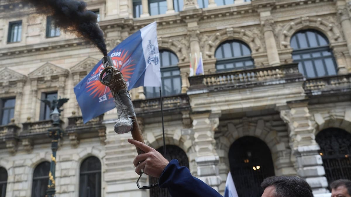 Fotografía que ilustra la noticia: Confebask reclama un pacto de país ante el estancamiento de la industria vasca, que crecerá por debajo de la media hasta 2030