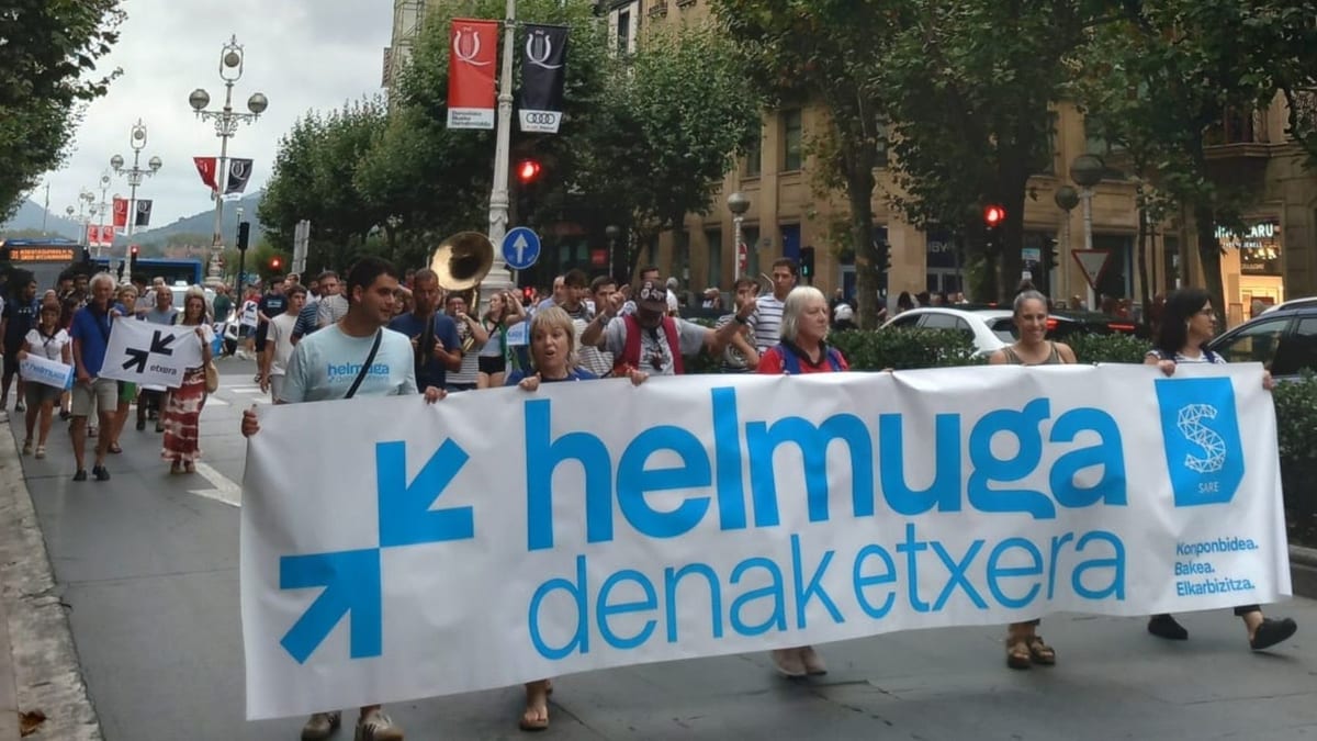 Fotografía que ilustra la noticia: Covite documenta 77 casos de apoyo a ETA este verano y denuncia "impunidad" en las fiestas vascas