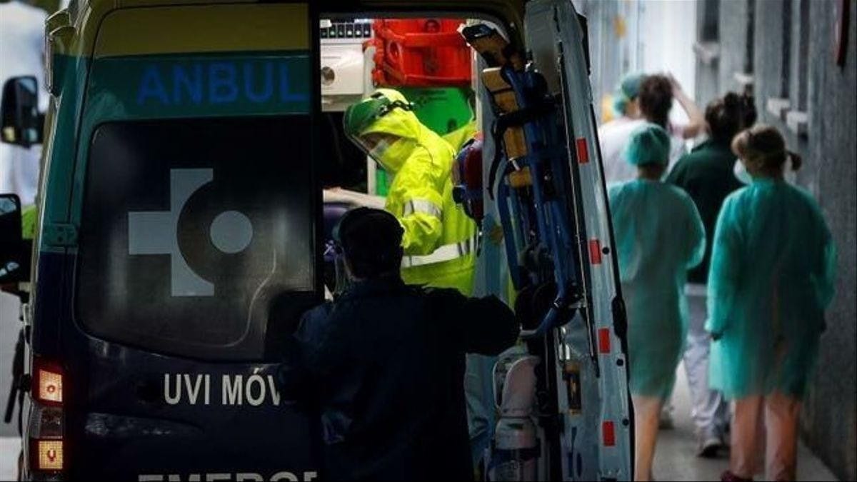Fotografía que ilustra la noticia: El OARC suspende la licitación de ambulancias de Osakidetza por los recursos sindicales
