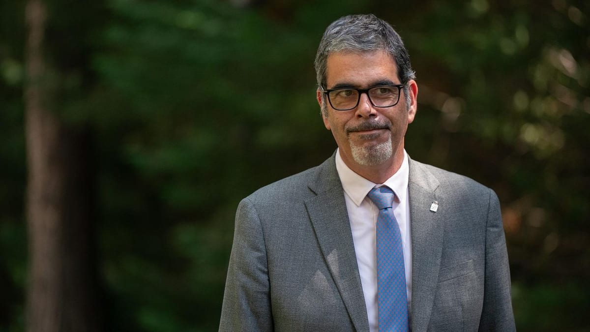 Fotografía que ilustra la noticia: El PNV ficha a Eneko Goia para el Congreso: el exalcalde de San Sebastián da el salto a Madrid para las generales del 29 de noviembre