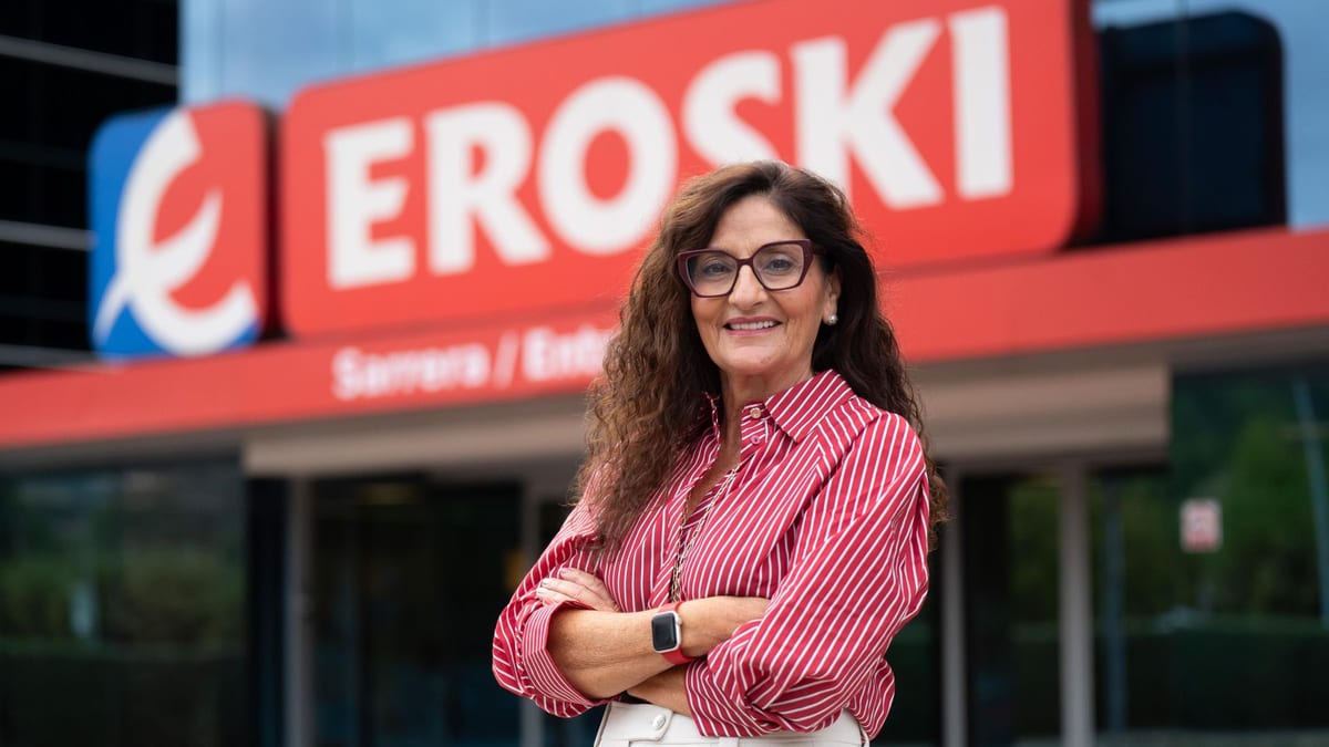 Fotografía que ilustra la noticia: Eroski: "Hubo muchas ofertas por las gasolineras" y la venta a Petroprix se cerrará entre finales de 2026 y comienzos de 2027