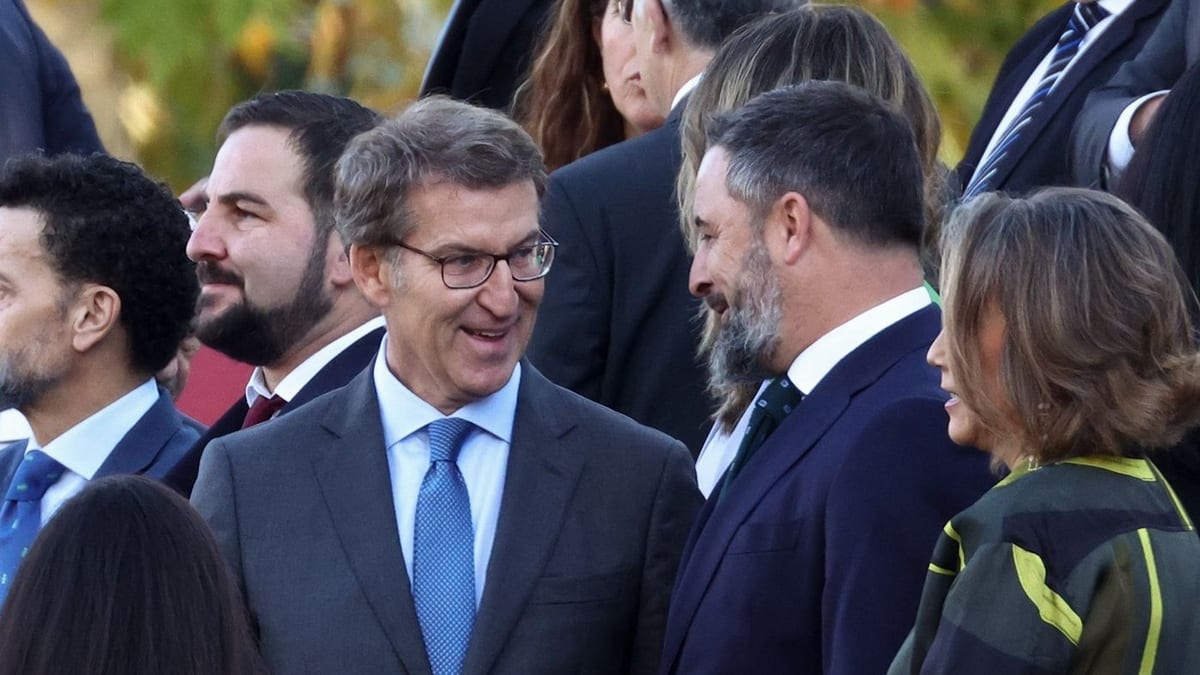 Fotografía que ilustra la noticia: Feijóo y Abascal: Maneiro augura un gobierno del PP con Vox y avisa de violencia callejera