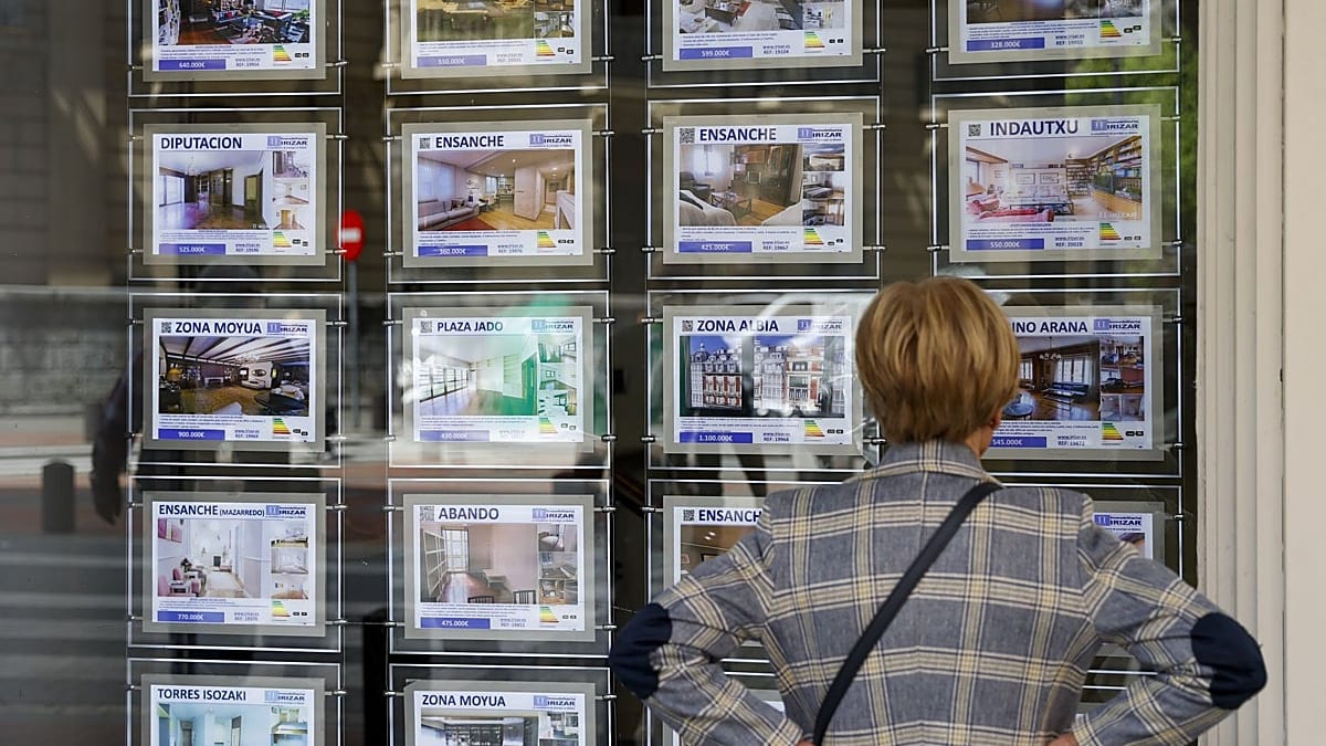 Fotografía que ilustra la noticia: La falta de vivienda, principal preocupación de los vascos, ya condiciona el crecimiento de Euskadi