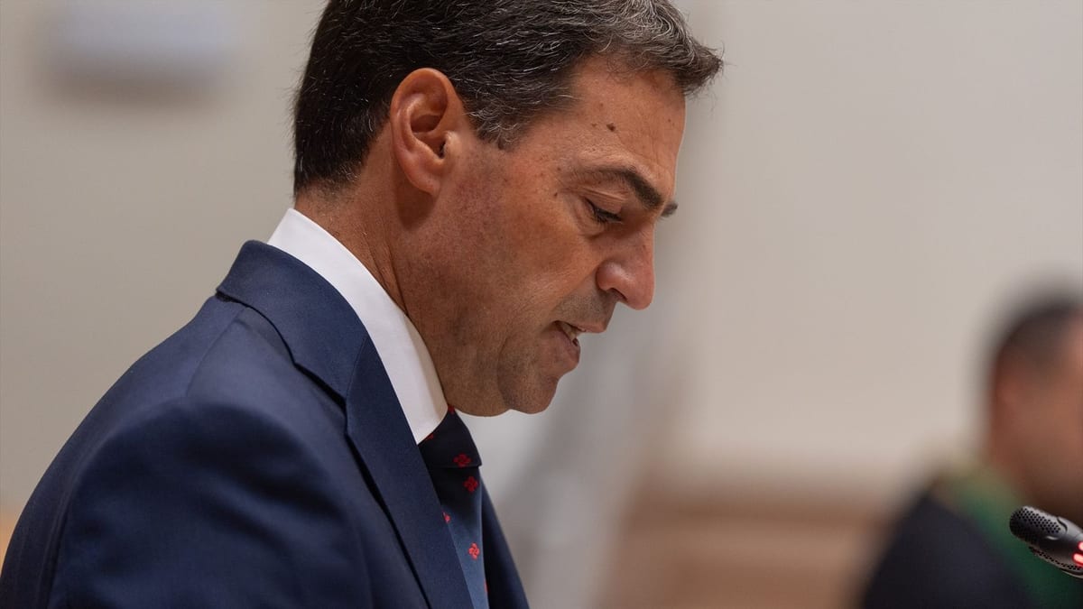 Fotografía que ilustra la noticia: Pradales urge a sindicatos y patronal a negociar el SMI vasco y alerta de un 2027 "convulso" por los convenios