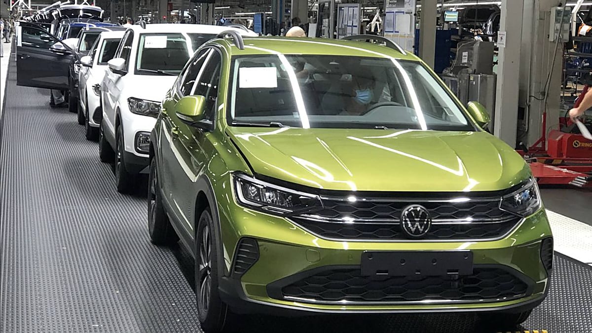 Fotografía que ilustra la noticia: Volkswagen aprueba su mayor reestructuración con 50.000 empleos menos y revisión de su red industrial